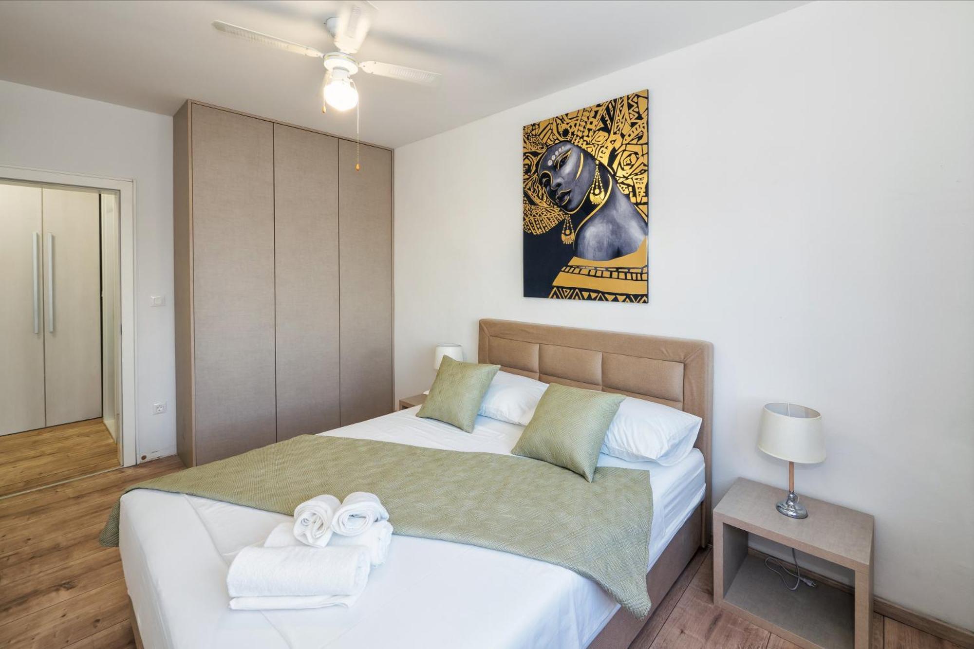 3-Bedroom Sea View Apartment - Balcony, Elevator - Spinut, Split Exterior foto